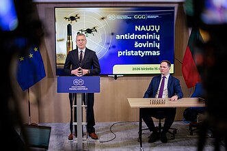 Giraitės ginkluotės gamykla pradeda gaminti antidroninius šovinius