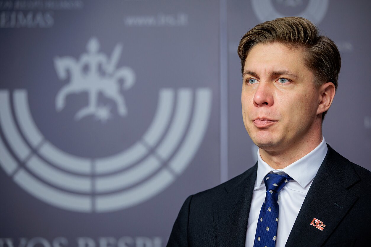 Andrius Tapinas Asks STT to Investigate Mindaugas Sinkevicius Legal Fee Funding