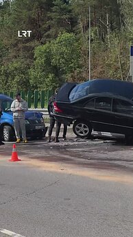 Antradienį ryte Vilniuje įvyko masinė avarija
