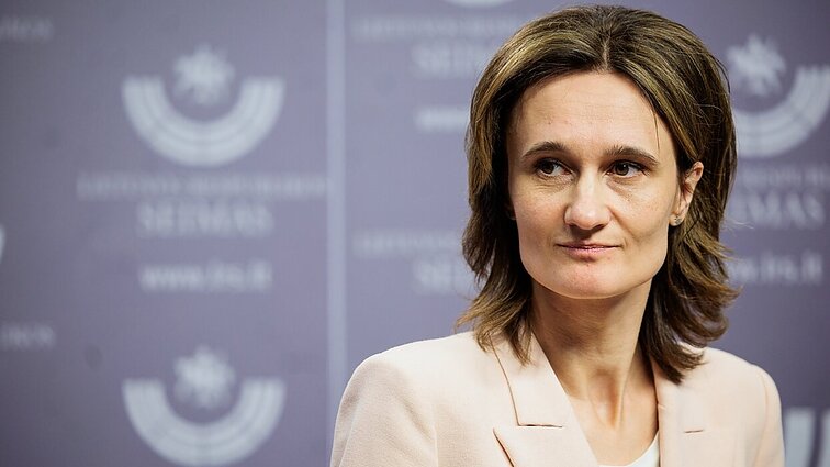 Čmilytei-Nielsen Nausėdos kalba kėlė šypseną: šilkinėm pirštinėm glosto socialdemokratus