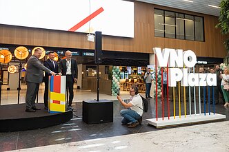 „Plaza“ erdvė Vilniaus oro uoste „Plaza“ erdvė Vilniaus oro uoste