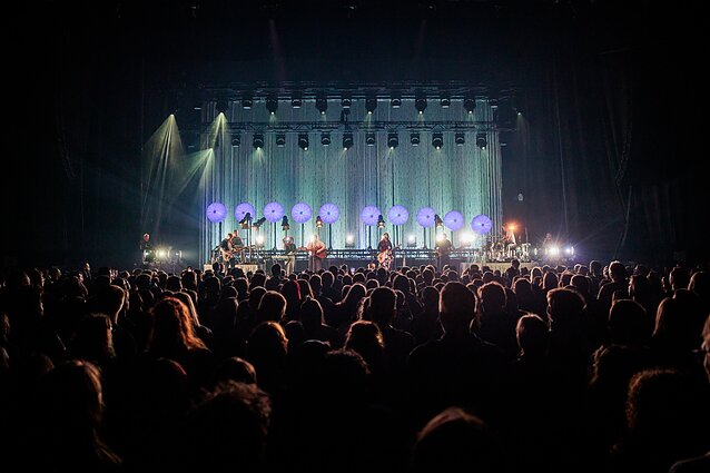 Trečias kartas nemelavo: islandų žvaigždės „Of Monsters and Men“ surengė koncertą Vilniuje Trečias kartas nemelavo: islandų žvaigždės „Of Monsters and Men“ surengė koncertą Vilniuje