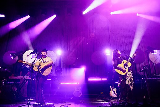 Trečias kartas nemelavo: islandų žvaigždės „Of Monsters and Men“ surengė koncertą Vilniuje