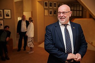 LSDP, „valstiečiai“ ir demokratai pasirašė naują koalicijos sutartį LSDP, „valstiečiai“ ir demokratai pasirašė naują koalicijos sutartį