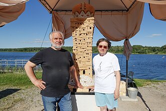 Šamoto skulptūrų pleneras Šiauliuose vyksta ketvirtą kartą. Keramikai Irena ir Vilius Šliuželiai