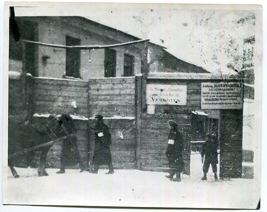 Ворота Вильнюсского Большого гетто, XX век, 1940-е годы