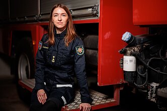 Erika Laurinėnienė – pirmoji Lietuvoje moteris, vadovaujanti priešgaisrinei gelbėjimo tarnybai Erika Laurinėnienė – pirmoji Lietuvoje moteris, vadovaujanti priešgaisrinei gelbėjimo tarnybai