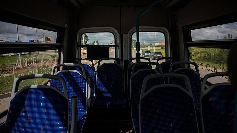 Lenkijoje atnaujintas prieštaringai vertinamas maršrutas 666: vadina autobusu į pragarą