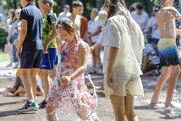 Vaikus globojančioms šeimoms šeštą kartą surengtas festivalis „Vaikai yra vaikai“ vyko Šiaulių centriniame parke Vaikus globojančioms šeimoms šeštą kartą surengtas festivalis „Vaikai yra vaikai“ vyko Šiaulių centriniame parke