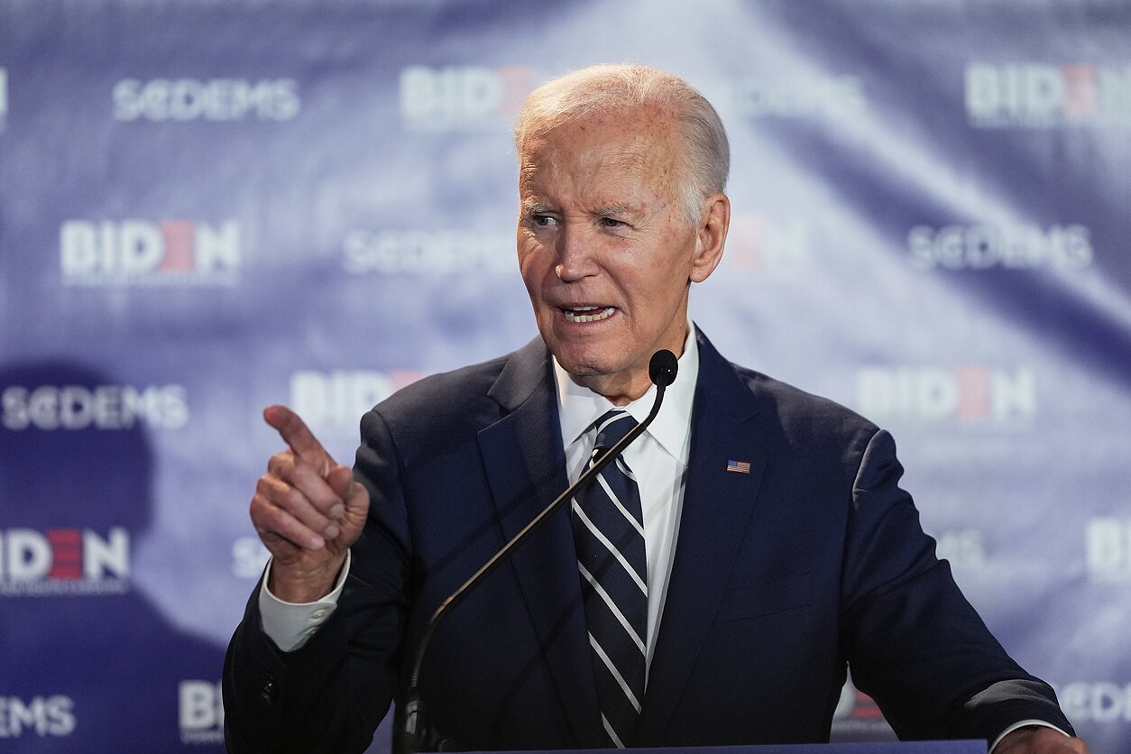 Joe Bidenas Joe Bidenas
