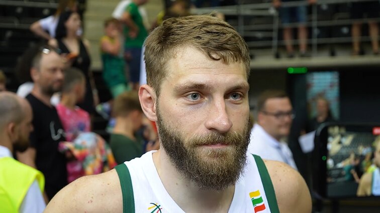 Radzevičius – apie Jakučionio ir Buzelio debiutą rinktinėje: puikūs vyrukai
