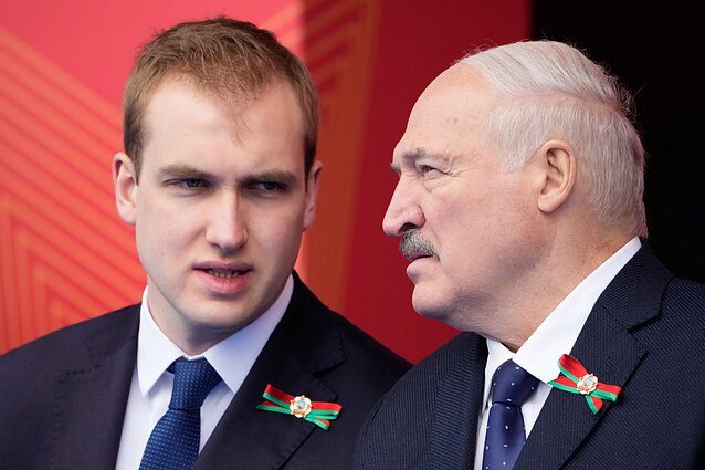 Aiaksandr Lukašenka z synem Mikołajem Aiaksandr Lukašenka z synem Mikołajem