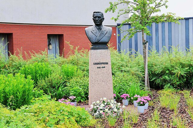 Paminklas Borisui Dauguviečiui Paminklas Borisui Dauguviečiui