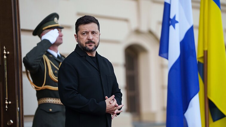 Dėl istorinės atminties – nauji kirčiai: Zelenskis kaltinamas politiniu išskaičiavimu