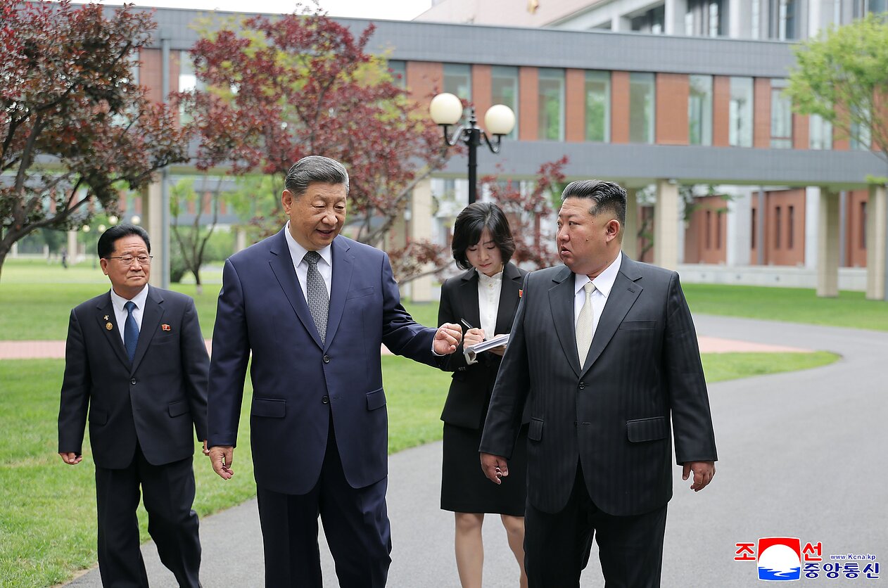 Kim Jong Unas ir Xi Jinpingas Kim Jong Unas ir Xi Jinpingas