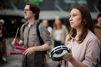 Po savivaldybės langais Vilniuje – protestas dėl statybų prie Neries