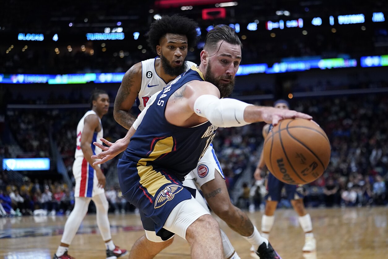Marvinas Bagley ir Jonas Valančiūnas Marvinas Bagley ir Jonas Valančiūnas