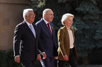 Antonio Costa, Nikolas Pašinianas ir Ursula von der Leyen