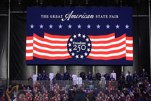 „Great American State Fair“ atidarymo renginys Nacionalinėje alėjoje, trečiadienį, 2026 m. birželio 24 d., Vašingtone. „Great American State Fair“ atidarymo renginys Nacionalinėje alėjoje, trečiadienį, 2026 m. birželio 24 d., Vašingtone.