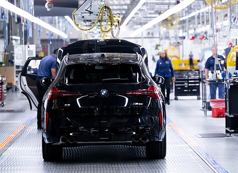 BMW gamykla