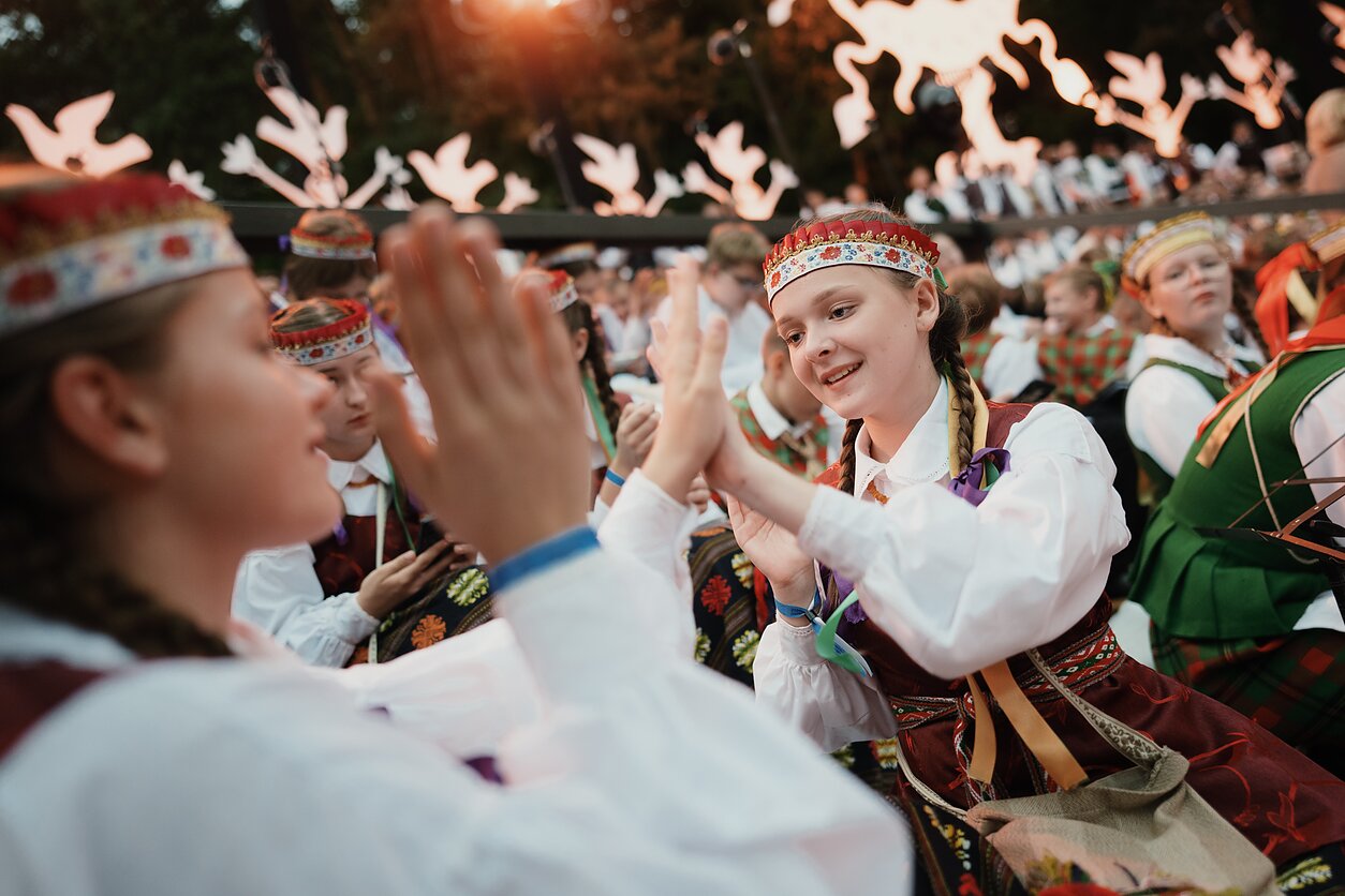 Moksleiviai 2024 metų Lietuvos dainų šventėje Moksleiviai 2024 metų Lietuvos dainų šventėje
