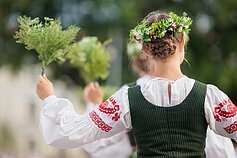 Katedros aikštėje – energingas orkestrų koncertas: prasidėjo Moksleivių dainų šventė Katedros aikštėje – energingas orkestrų koncertas: prasidėjo Moksleivių dainų šventė