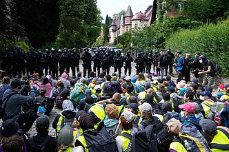 Vokietijoje vykstant „AfD“ suvažiavimui – masiniai protestai Vokietijoje vykstant „AfD“ suvažiavimui – masiniai protestai