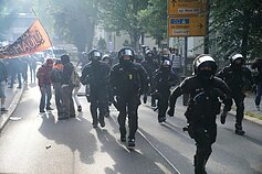 Vokietijoje vykstant „AfD“ suvažiavimui – masiniai protestai Vokietijoje vykstant „AfD“ suvažiavimui – masiniai protestai