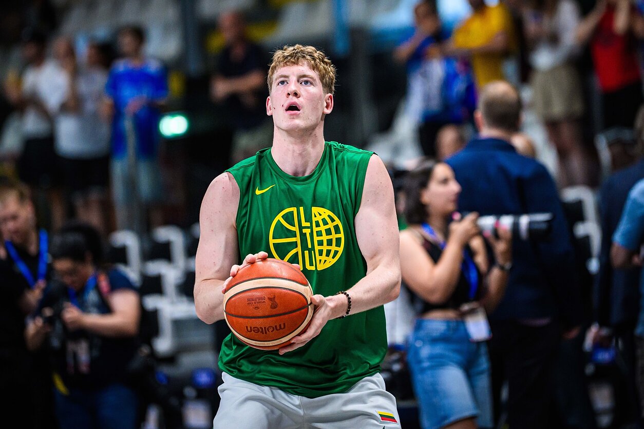 Kasparas Jakučionis, Pasaulio čempionato atranka: Italija – Lietuva