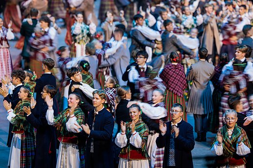Moksleivių dainų šventė Šokio diena „Ratu, ratu!“
