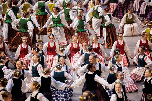 Moksleivių dainų šventė Šokio diena „Ratu, ratu!“