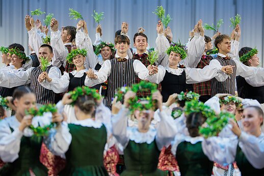 Moksleivių dainų šventė Šokio diena „Ratu, ratu!“