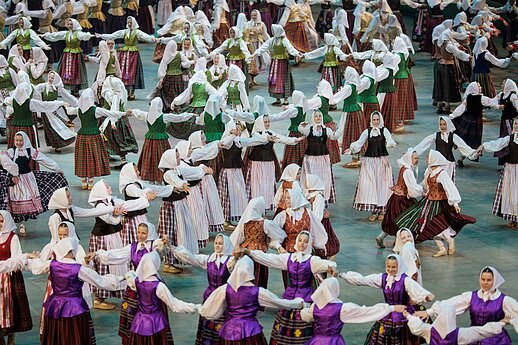Moksleivių dainų šventė Šokio diena „Ratu, ratu!“