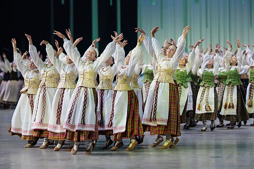 Moksleivių dainų šventė Šokio diena „Ratu, ratu!“