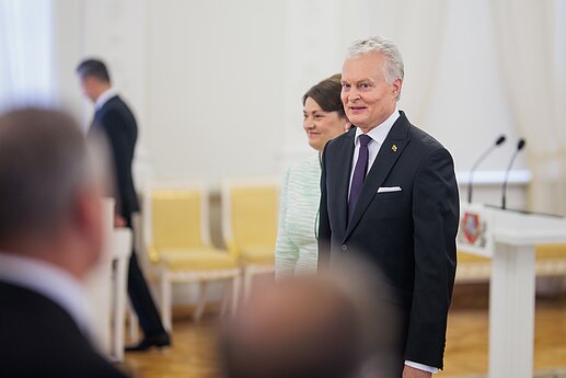 Už darbus ir Lietuvos vardo garsinimą apdovanoti Lietuvos ir užsienio valstybių piliečiai