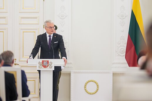Už darbus ir Lietuvos vardo garsinimą apdovanoti Lietuvos ir užsienio valstybių piliečiai