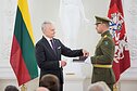 Už darbus ir Lietuvos vardo garsinimą apdovanoti Lietuvos ir užsienio valstybių piliečiai