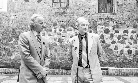 Architektai Algimantas ir Vytautas Nasvyčiai. 
