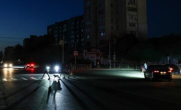 Dėl Ukrainos atakų Kryme pradėtas riboti elektros tiekimas Dėl Ukrainos atakų Kryme pradėtas riboti elektros tiekimas