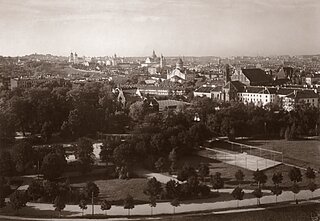 Bernardinų sodas ir Užupio panorama nuo Trijų Kryžių kalno, J. Bulhakas, 1915–1916 m., LNM Bernardinų sodas ir Užupio panorama nuo Trijų Kryžių kalno, J. Bulhakas, 1915–1916 m., LNM