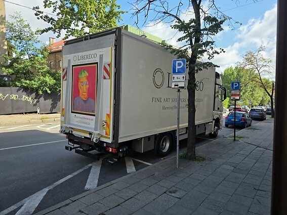 Skulptūrų pristatymas į Vilnių Skulptūrų pristatymas į Vilnių