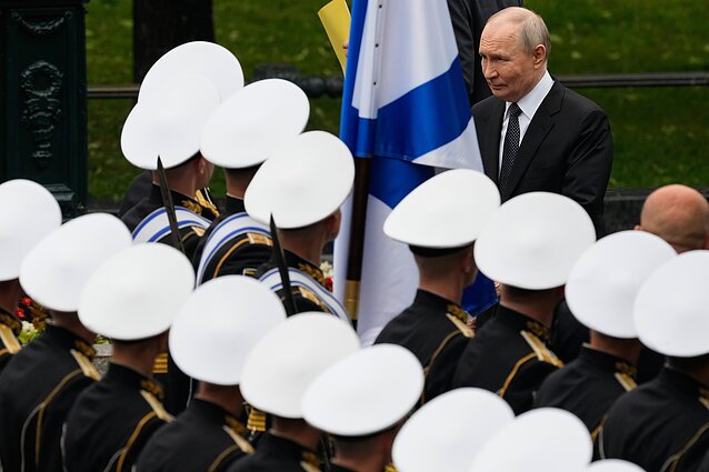 Vladimiras Putinas ir Rusijos kariai
