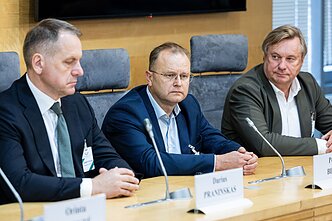 Konferencija „Stipresnis viešasis sveikatos sektorius visoje Lietuvoje: ką numato naujos Sveikatos draudimo įstatymo nuostatos?“ Konferencija „Stipresnis viešasis sveikatos sektorius visoje Lietuvoje: ką numato naujos Sveikatos draudimo įstatymo nuostatos?“