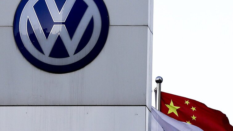 Aptarė konkurencingumą prarandančią Europos automobilių pramonę: „Kinija perlaužė stuburą“