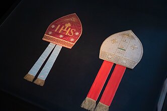 Выставка сокровищ кафедрального собора, обнаруженных в позапрошлом году Выставка сокровищ кафедрального собора, обнаруженных в позапрошлом году