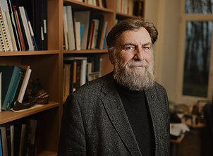 VU Medicinos fakulteto Žmogaus bioarcheologijos ir paleogenetikos centro vadovas prof. dr. Rimantas Jankauskas VU Medicinos fakulteto Žmogaus bioarcheologijos ir paleogenetikos centro vadovas prof. dr. Rimantas Jankauskas