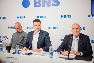 Дмитрий Скиндерев организовал пресс-конференцию в Вильнюсе Дмитрий Скиндерев организовал пресс-конференцию в Вильнюсе