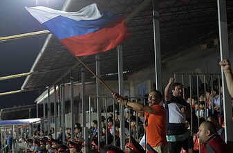 Rusijos vėliava futbolo rungtynėse Rusijos vėliava futbolo rungtynėse