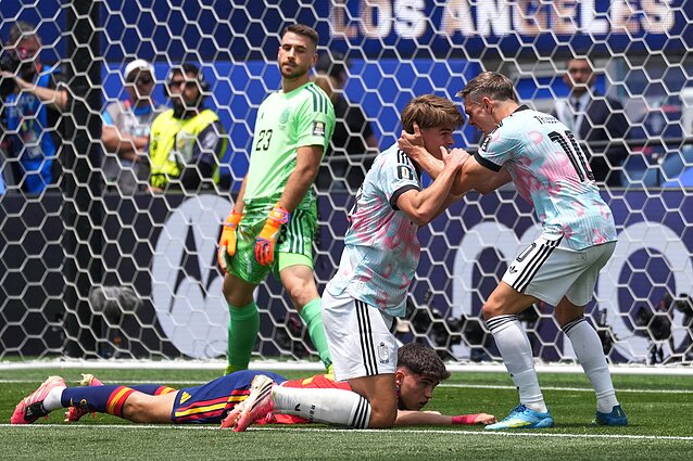Pasaulio futbolo čempionato ketvirtfinalis: Ispanija – Belgija Pasaulio futbolo čempionato ketvirtfinalis: Ispanija – Belgija