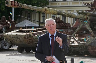 Karas Ukrainoje Karas Ukrainoje